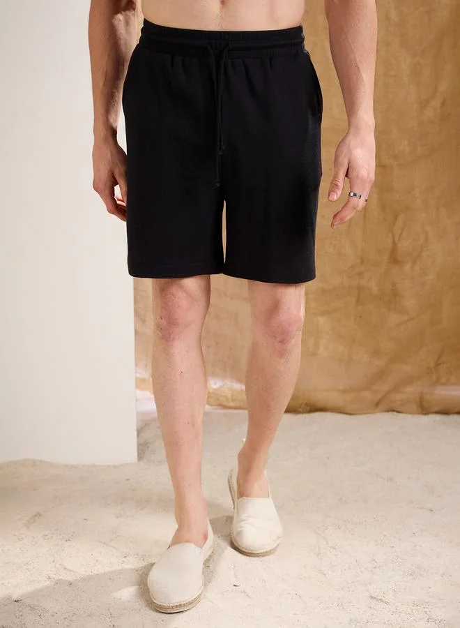 ساسافراس Sassafras Men Black Waffle Textured Relaxed Fit Shorts