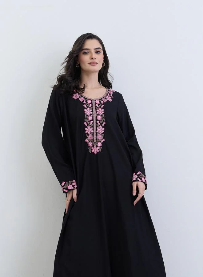 Amirah Black Embroidered A-Line Jalabiya