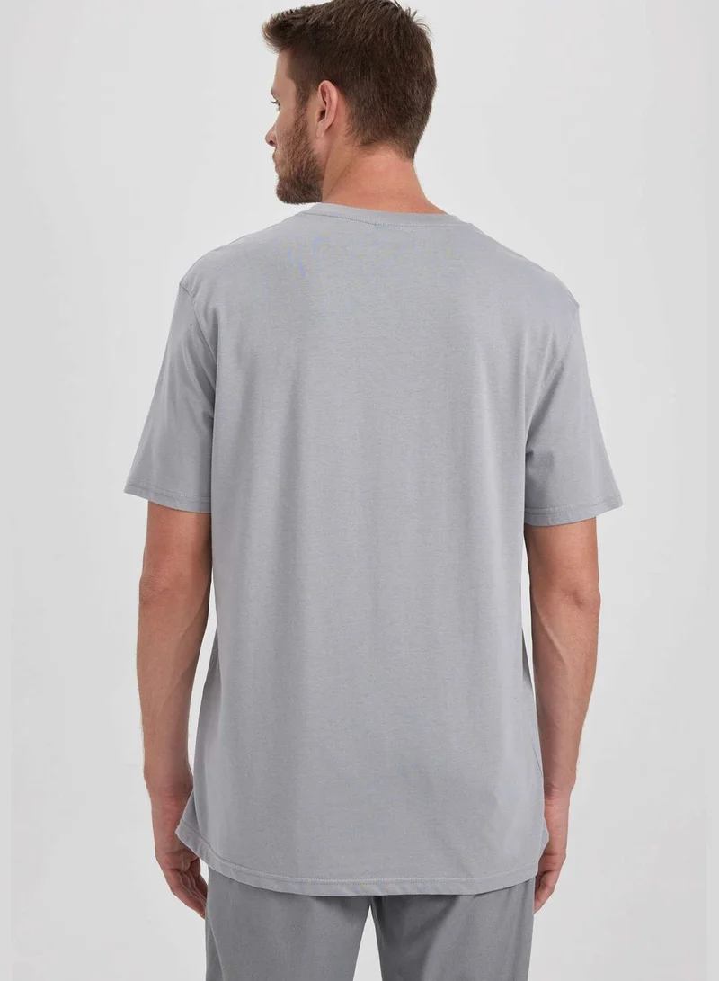 DeFacto Regular Fit Crew Neck Short Sleeve Basic T-Shirt