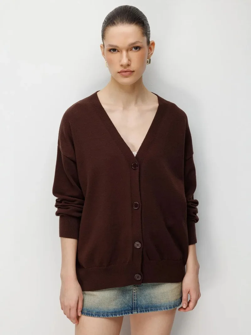 MixRay MIXRAY Long Ribbed Knitwear Cardigan with V-neck and Button Closure
