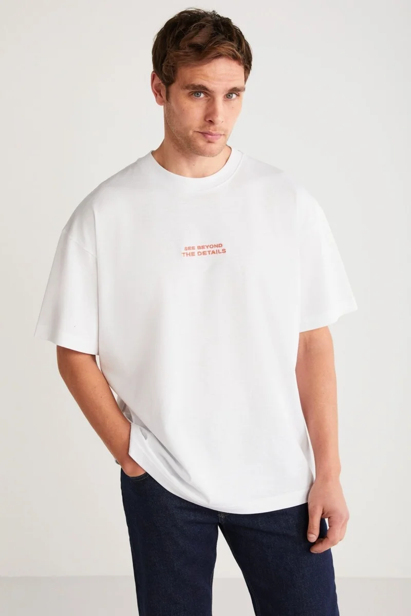 جريميلانج Vito Men's 100% Organic Cotton Embroidery Text Detailed Oversize Loose Cut Short Sleeve White T-shirt