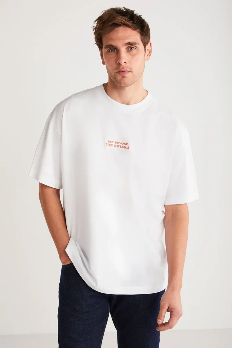 جريميلانج Vito Men's 100% Organic Cotton Embroidery Text Detailed Oversize Loose Cut Short Sleeve White T-shirt