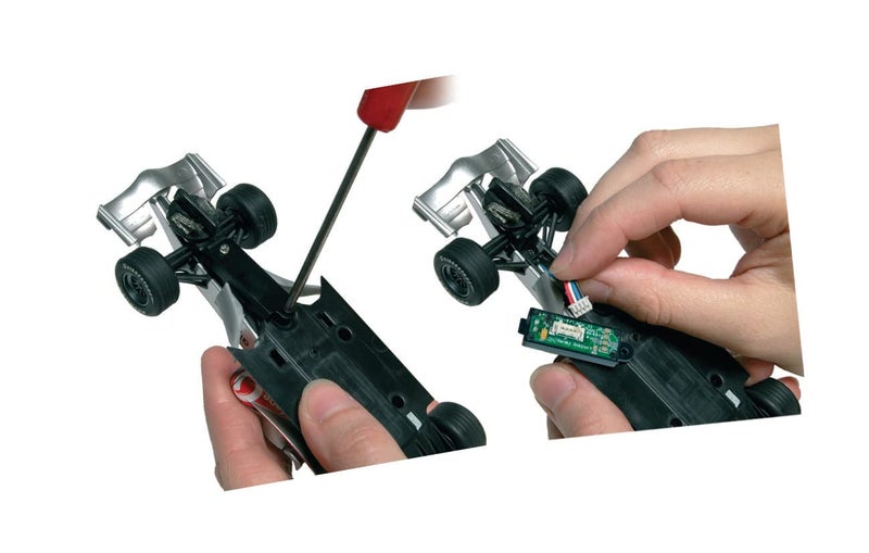 Scalextric 1:32 Scale Slot Car (Single Seater) Easyfit Digital Microchip Plug C8516 - Image 2