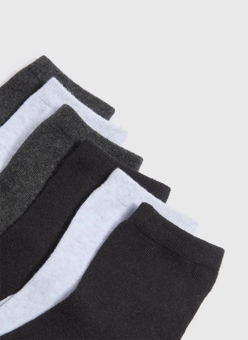 Matalan 7 Pack Boys Black Footbed Check Socks