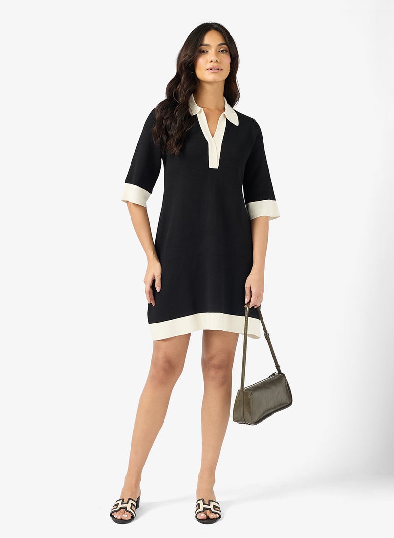 فستان ميدي بياقة على شكل حرف  من فمولي