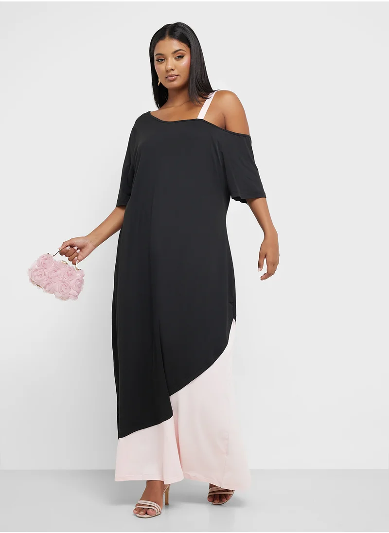 ايلا بلس Asymmetric Hem Dress