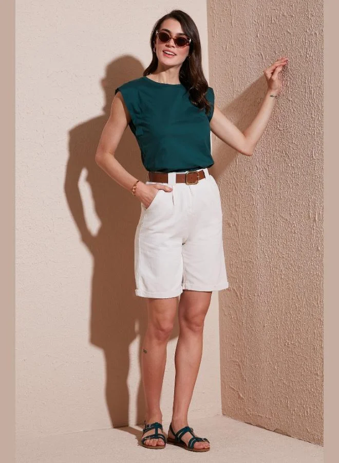 ليلا شورت نسائي قطن ليلا بخصر عالٍ وحزام من قماش الجبردين بقصة مريحة