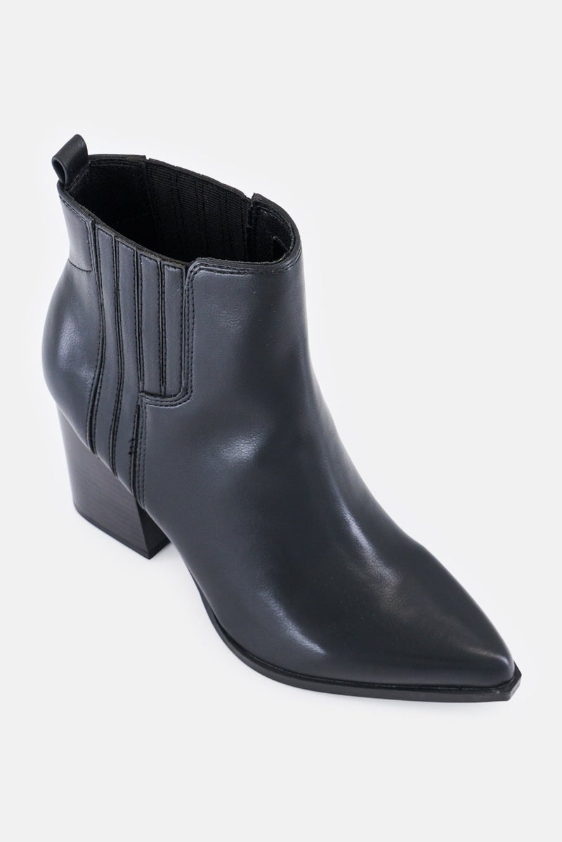 NINE WEST حذاء كاحل نسائي سهل الارتداء، أسود - Image 1