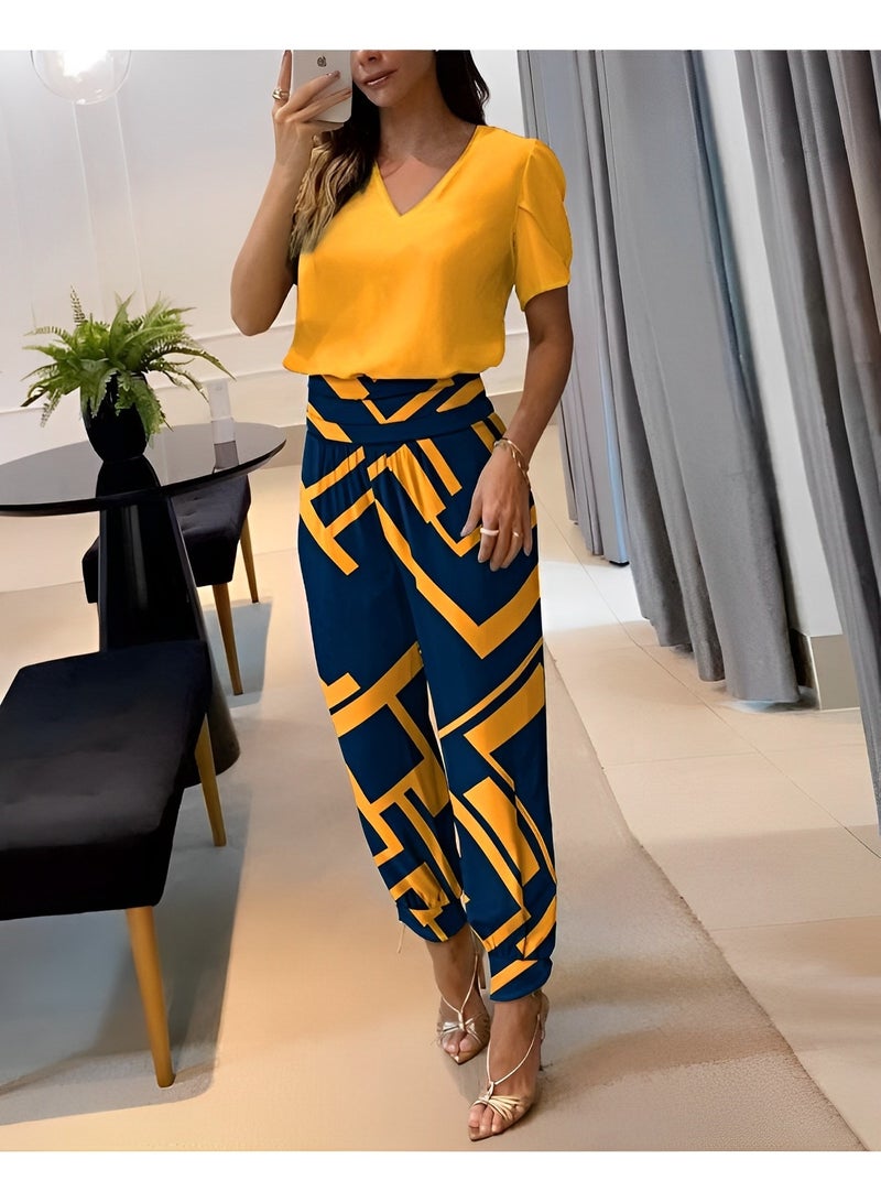 ريوكل طقم نسائي مكون من قطعتين، بدلة بنطلون بأكمام قصيرة مطبوعة، بدلة يومية كاجوال بتصميم زهور عصري وتصميم خصر وتصميم رقبة على شكل حرف V - Image 3