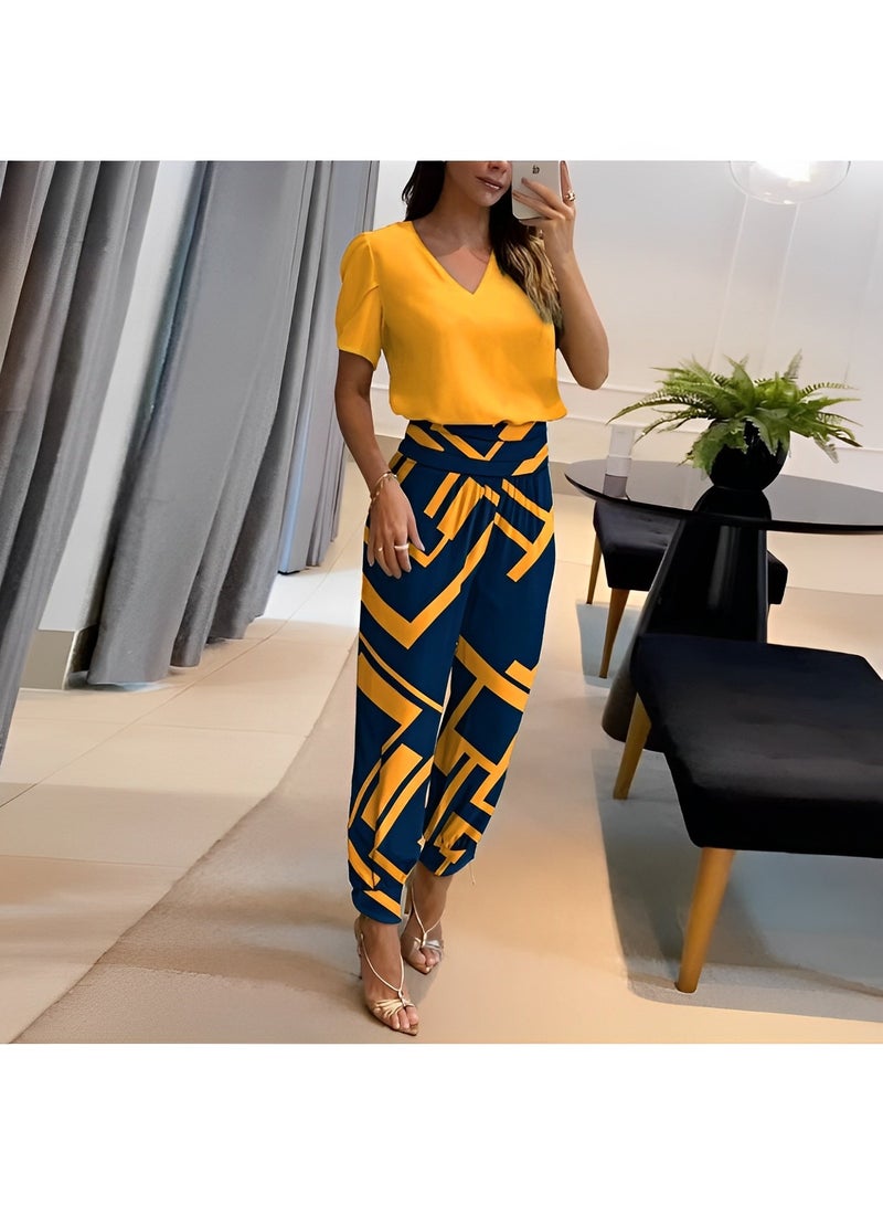 ريوكل طقم نسائي مكون من قطعتين، بدلة بنطلون بأكمام قصيرة مطبوعة، بدلة يومية كاجوال بتصميم زهور عصري وتصميم خصر وتصميم رقبة على شكل حرف V - Image 2