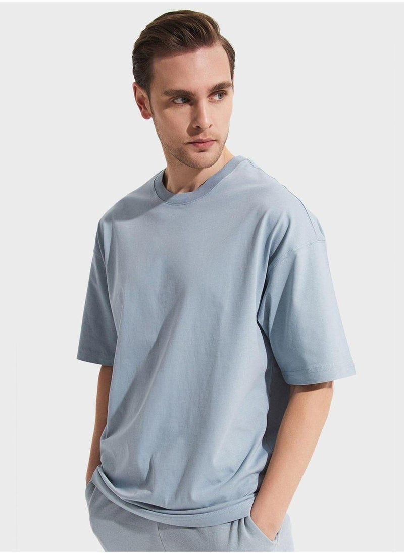 جون تيشيرت أساسي بياقة دائرية - Image 1