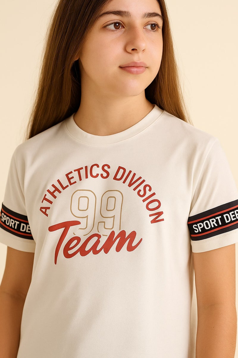 فكتور اند جين طقم بناتي قطعتين - بلوزة بطبعة شعار مع بنطال مطابق - أنيق ومريح - قصة مريحة - Image 3