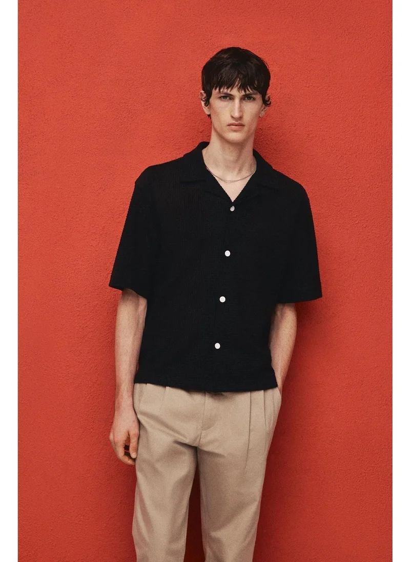 اتش اند ام قميص جاكار محبوك بقصة عادية