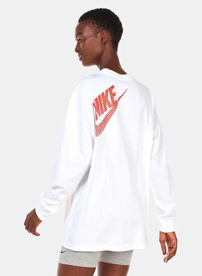 Nike Women's Sportswear Long-Sleeve Graphic T-Shirt