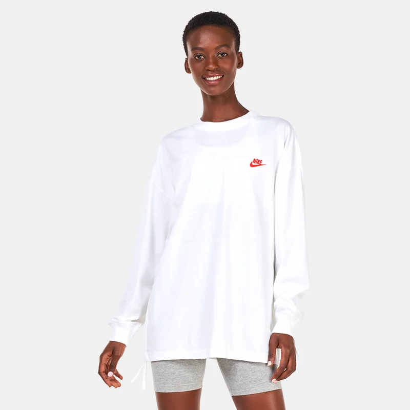Nike Women's Sportswear Long-Sleeve Graphic T-Shirt