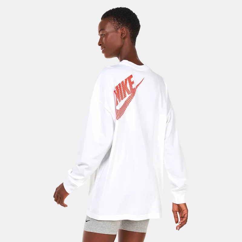 Nike Women's Sportswear Long-Sleeve Graphic T-Shirt