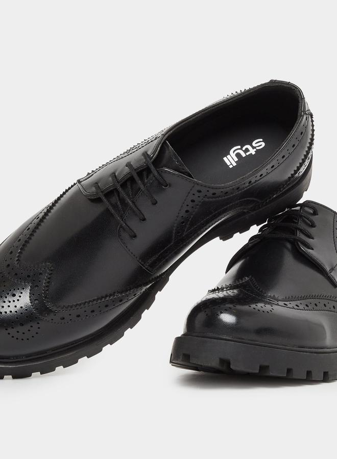 Styli Styli Plain Wingtip Lace-Up Brogue Shoes  - Image 3