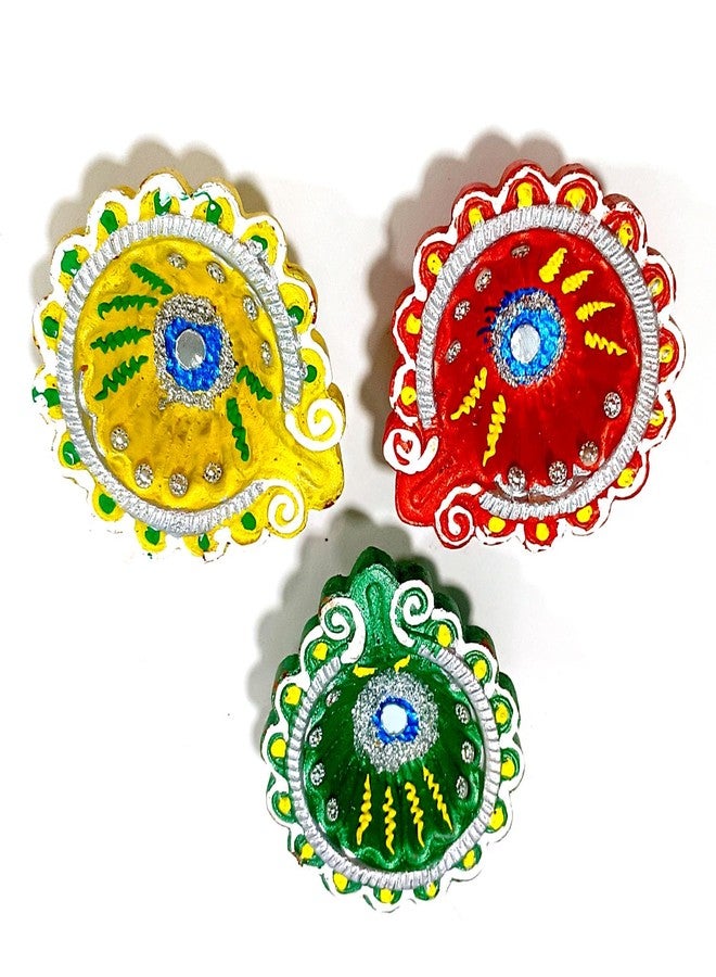 YADNESH مجموعة من 6 مصابيح طينية خاصة بعيد ديوالي، تُستخدم كديكور منزلي واحتفالات، منحوتة بشكل جميل من الطين لهذا العيد. تُعد المصابيح الطينية جزءًا أساسيًا من احتفالات ديوالي. (متعددة الألوان) - Image 2