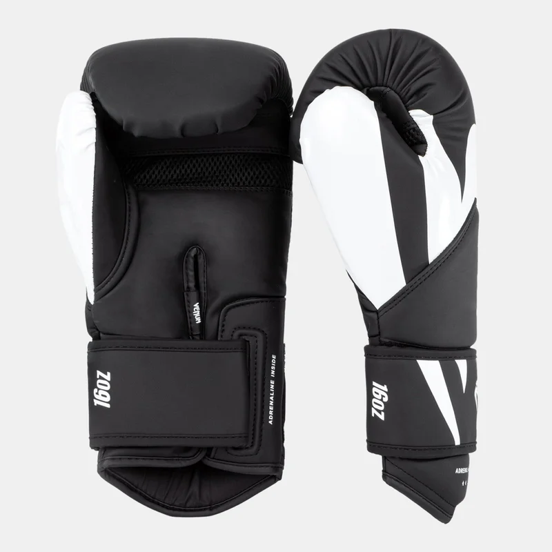 VENUM Challenger 4.0 Boxing Gloves