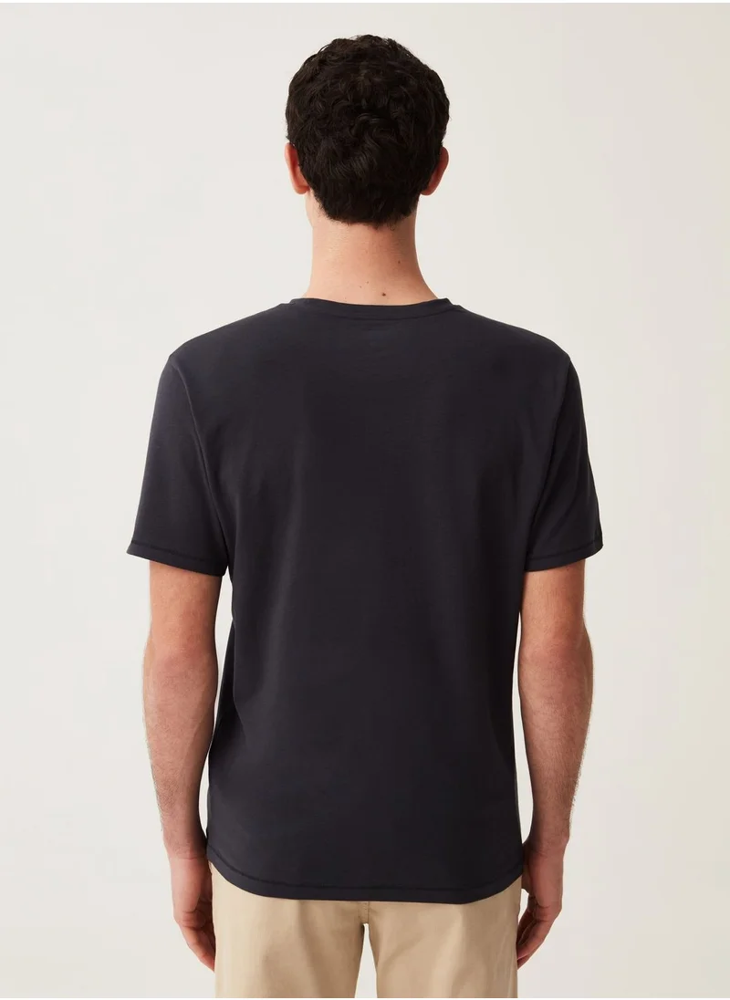 او في اس Stretch jersey T-shirt with round neck