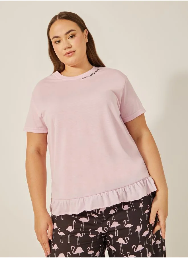 Styli Plus Size Slogan Print T-Shirt and Pyjama Set