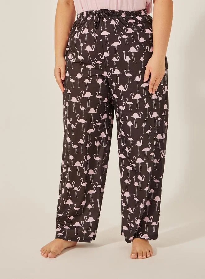 Styli Plus Size Slogan Print T-Shirt and Pyjama Set
