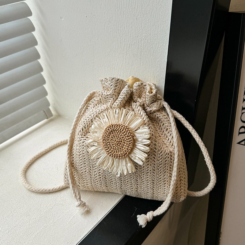 Korean Woven Bucket Bag Women'S New Popular Versatile Ins Flower Bag Niche Cute Single Shoulder Crossbody Bag - Image 3