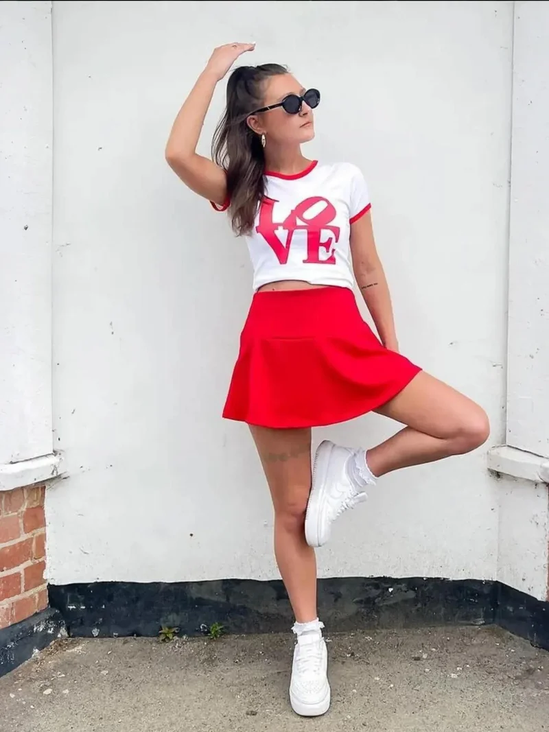 زوبعة تنورة قصيرة مكشكشة بخصر متوسط