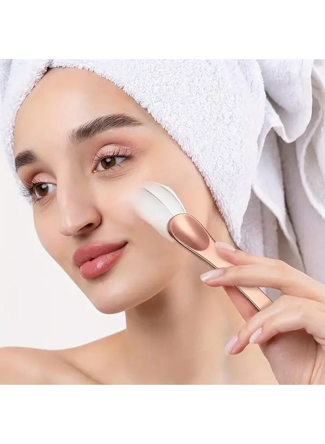 مجموعة ملاعق مكياج معدنية ذهبية مكونة من 4 قطع مع حقيبة تخزين - Image 3