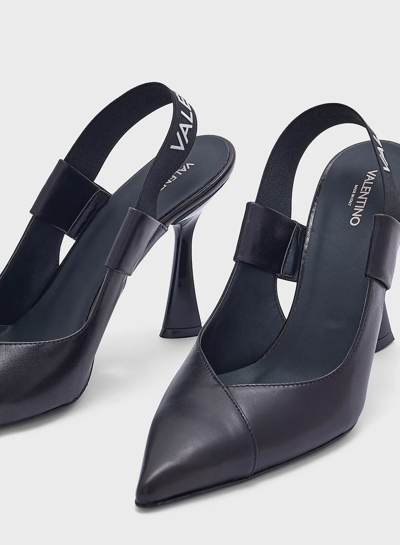 فالنتينو باي ماريو فالنتينو Ankle Strap Close Toe Pumps