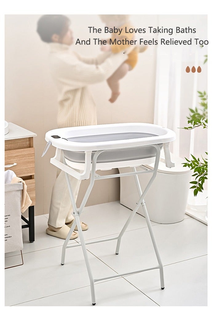 صحراء الواحة حوض استحمام قابل للطي للأطفال من 7 قطع مع حامل - حوض استحمام مع حامل، شاشة عرض درجة الحرارة، مقعد، غطاء استحمام، حوض استحمام للأطفال، مغرفة ماء. مناسب للاستحمام - من الولادة وحتى 8 سنوات - هدية للأطفال - Image 2