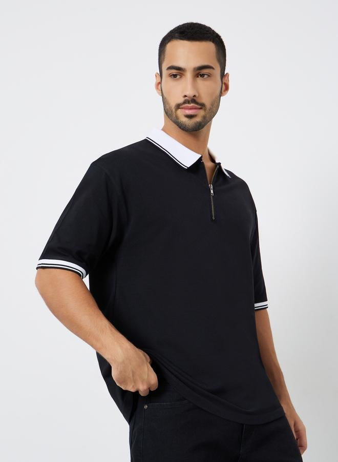 ستايلي قميص بولو بسحاب وياقة متباينة - Image 1