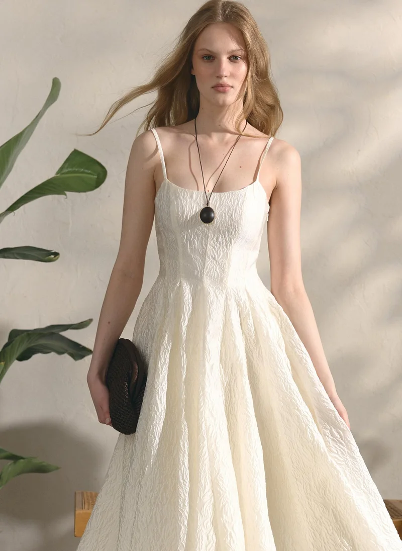 Midi dress with straps in crinkled fabric