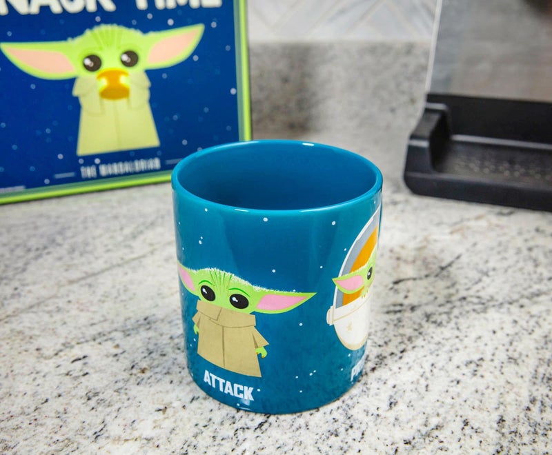 STAR WARS Silver Buffalo Star Wars The Mandalorian The Child Baby Yoda Grogu Protect Attack Snack Ceramic Coffee Mug, 20-Ounces - Image 4
