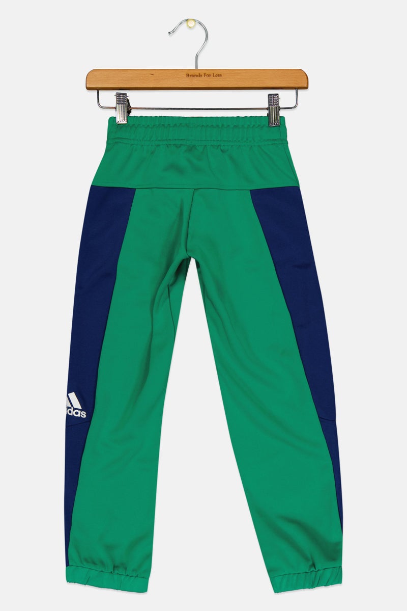 Adidas سروال رياضي خارجي للأطفال الأولاد بشعار العلامة التجارية، متعدد الألوان - Image 2