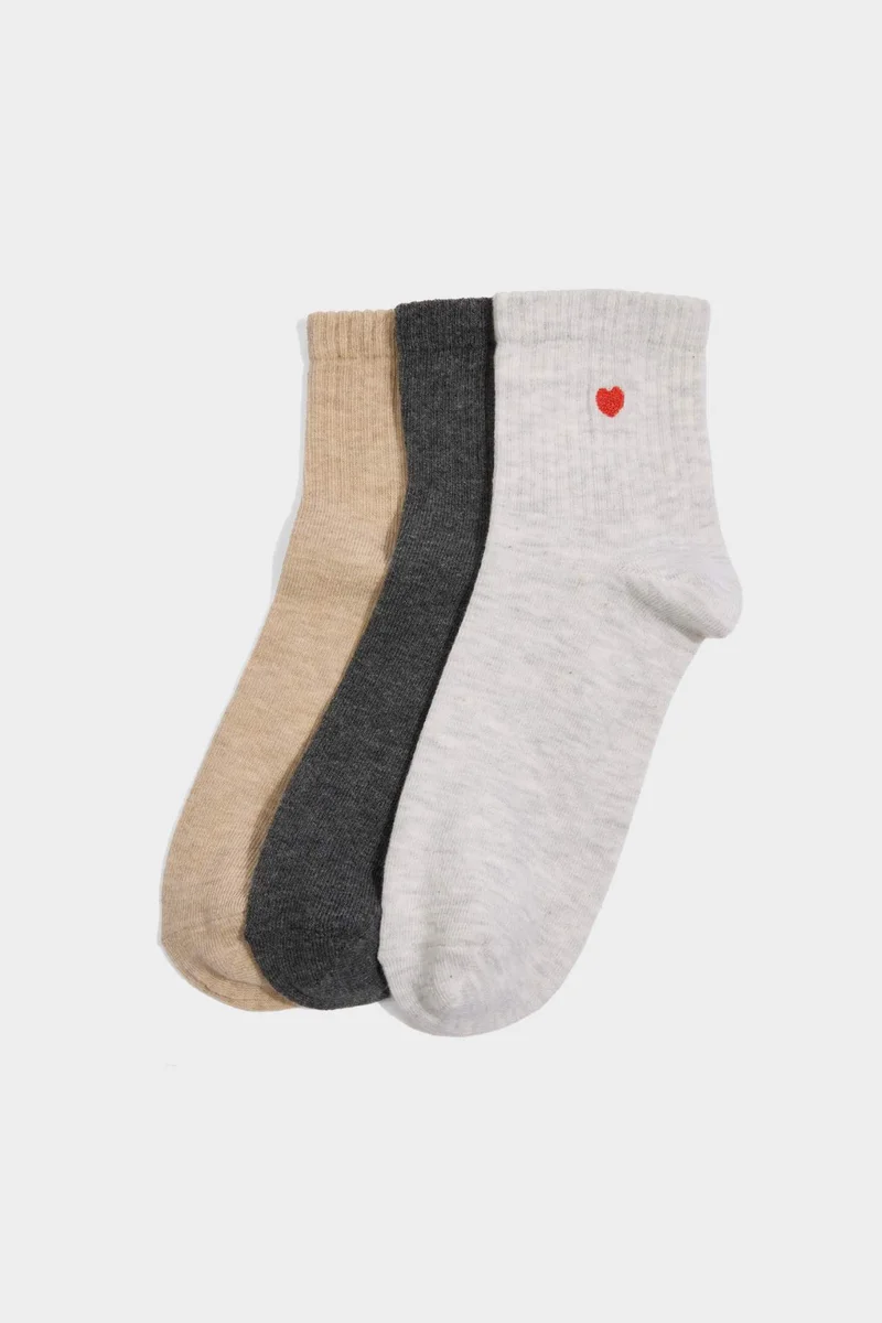ديفاكتو Woman Embroidered 3 Piece Cotton Ankle Socks