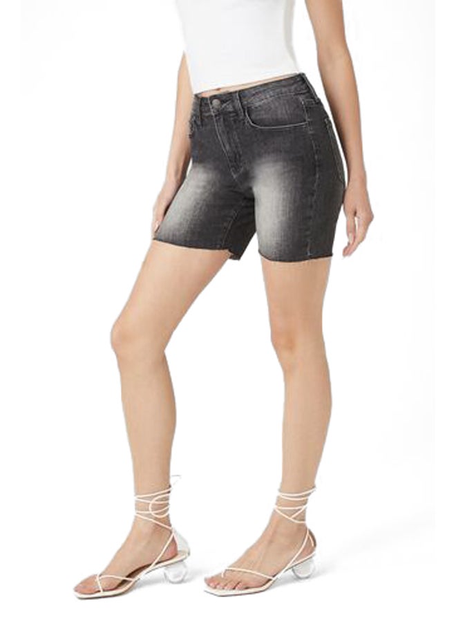 FOREVER 21 Stone Wash Denim Bermuda Shorts  - Image 3