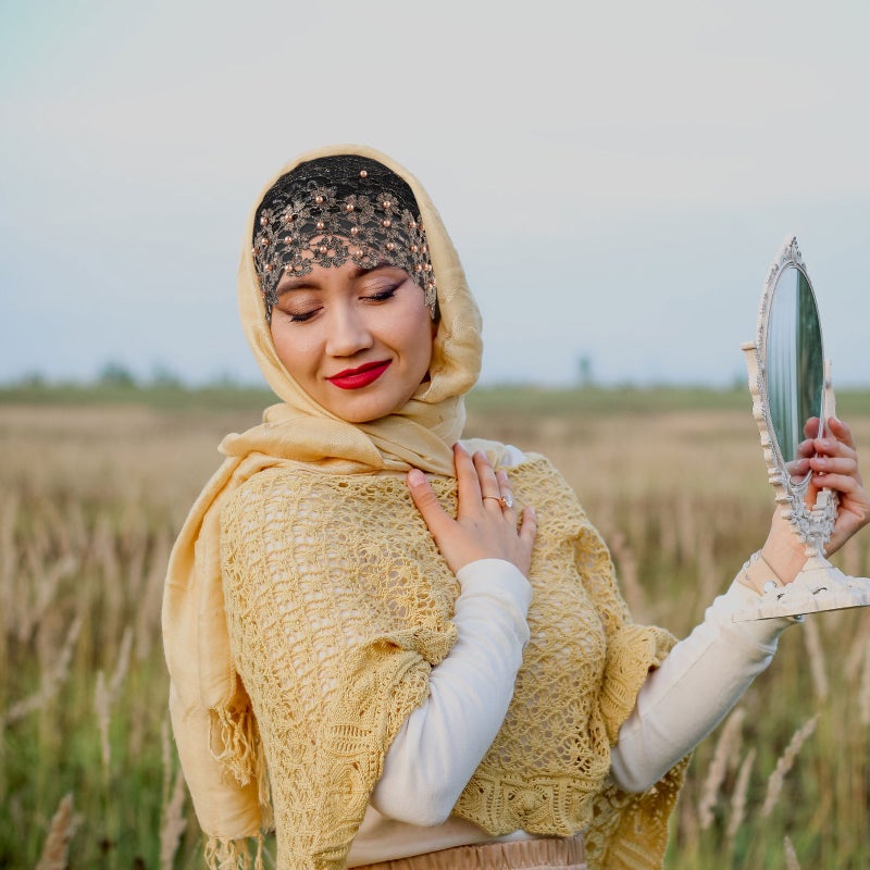 💄 غطاء رأس فاخر لحفلات عيد مبارك باللون الأسود مع تطريز - Image 1