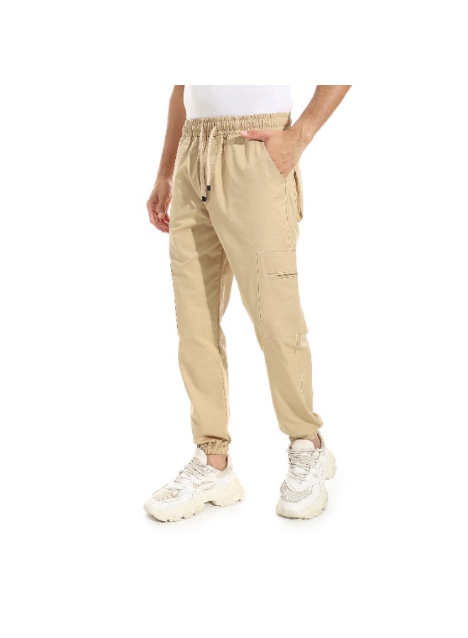 سيزار بنطلون رجالي جبردين مزود بجيوب وسوستة جانبية - Image 2