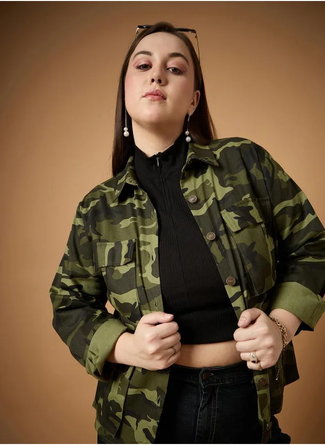 ساسافراس Plus Size Camouflage Print Multi Pocket Twill Shacket