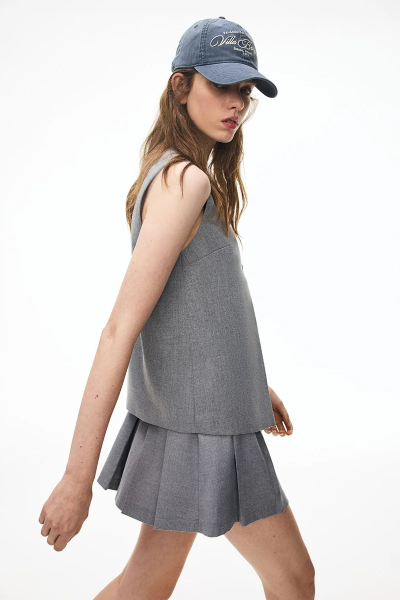 اتش اند ام Long suit waistcoat