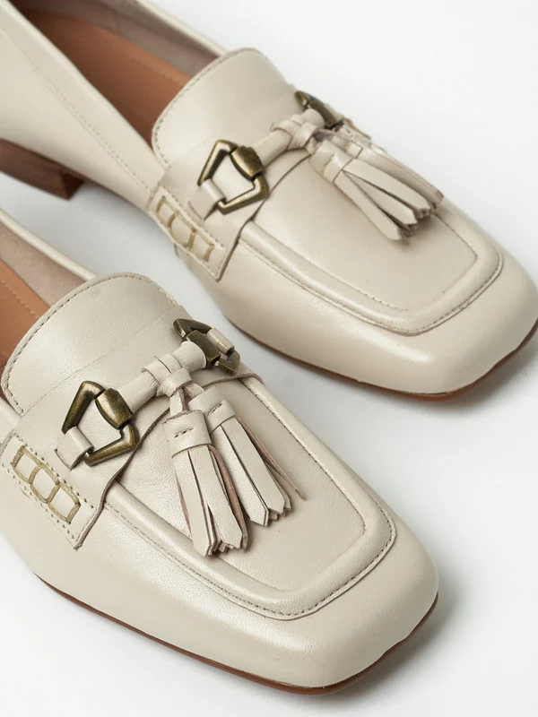 Y.so Women's Flat Moccasins – Solid Slip-On Loafers for Daily Comfort & Style