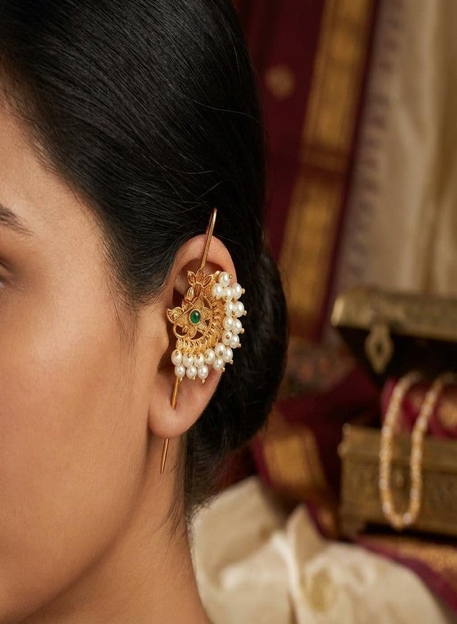 طقم أقراط ماهاراشترا التقليدية المطلية بالذهب من AAIKU مع بوغادي (سوار أذن) بدون ثقب | بوغادي (سوار أذن) مزين باللؤلؤ مع أقراط مرصعة بالزهور | طقم مجوهرات ماراثي للعرائس للنساء والفتيات - Image 3