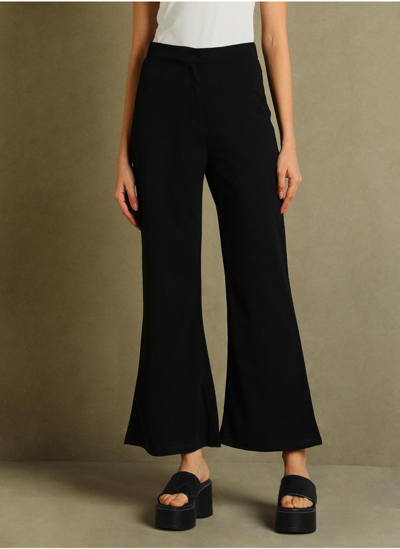 Dennis Lingo - Women's Black Cotton Blend Solid Full Length Casual Straight Fit Trouser - Image 1