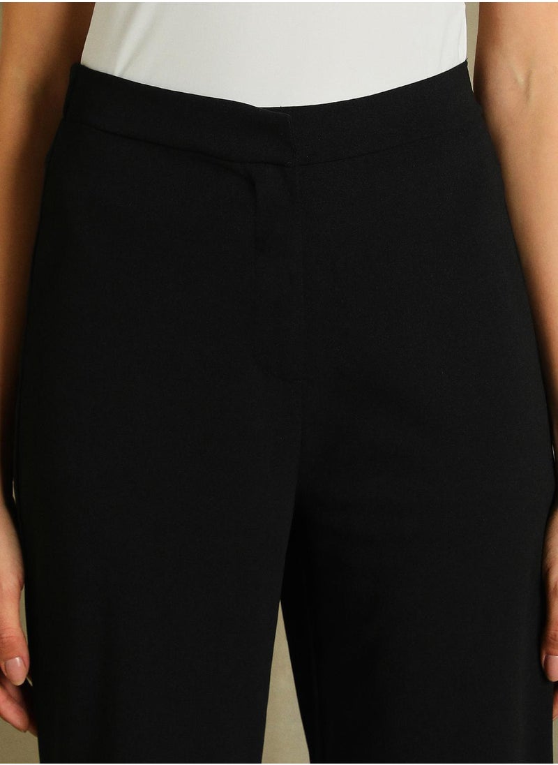 Dennis Lingo - Women's Black Cotton Blend Solid Full Length Casual Straight Fit Trouser - Image 1
