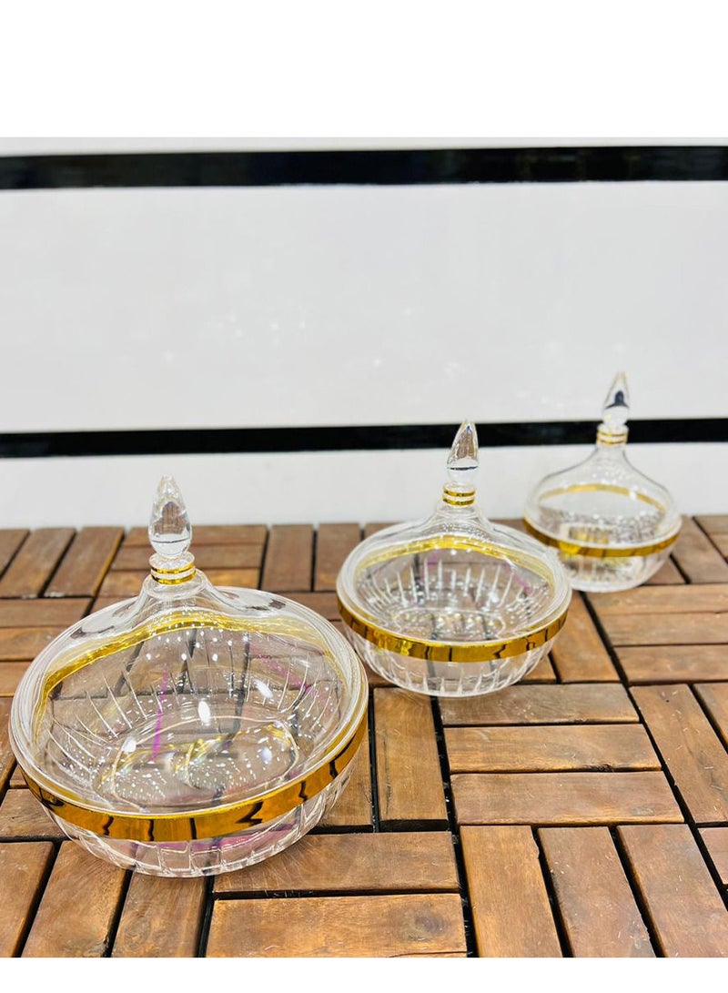 A set of dessert containers with a glass design, equipped with a transparent cover and a golden belt. An elegant addition.  - Image 2