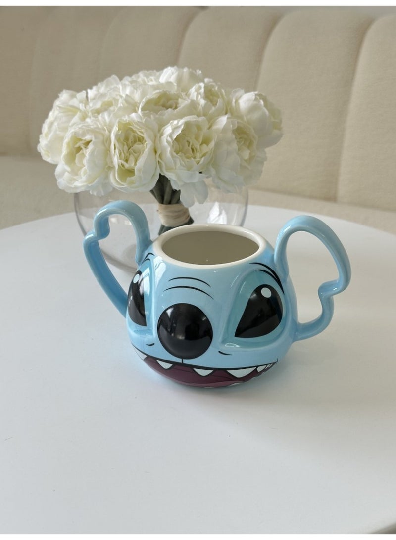A distinctive, high-quality mug with an attractive 3D design. Practical, durable, and perfect for your everyday beverage. - Image 1