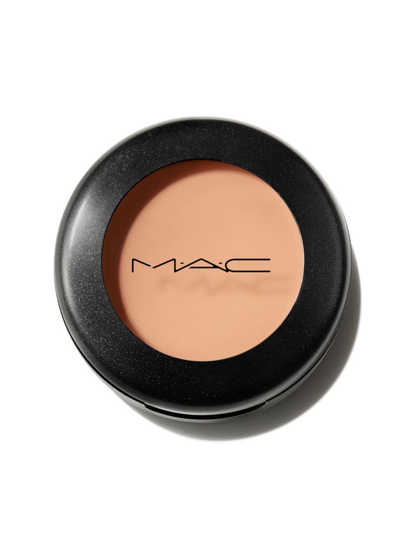 MAC Cosmetics Studio Finish SPF 35 Concealer  NC15 7g  - Image 3