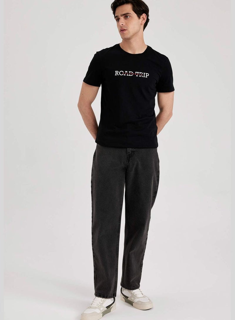 DeFacto تي شيرت قصير الأكمام مطبوع بتصميم ضيق - Image 2