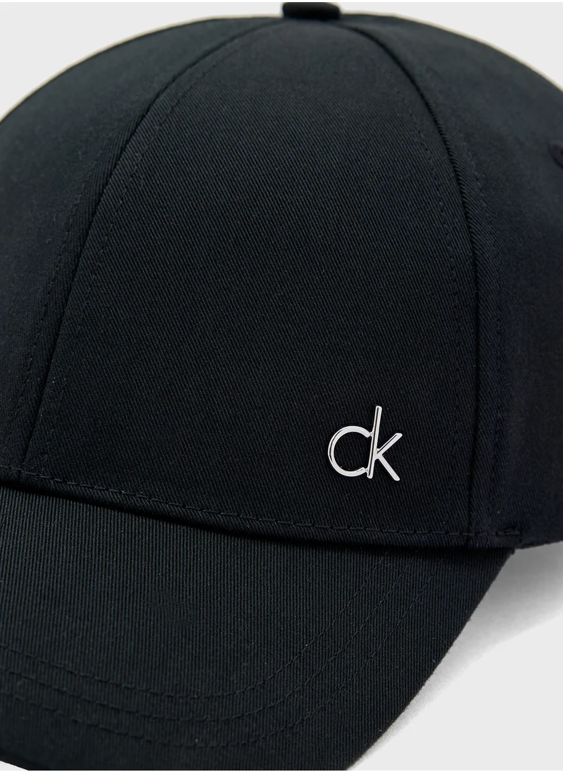 كالفن كلاين Curved Peak Cap